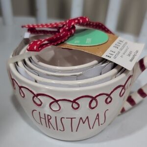 Rae Dunn set of 4 measuring Cups